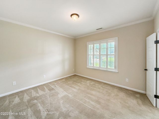 509 Walkens Woods Lane, Jacksonville, NC 28546
