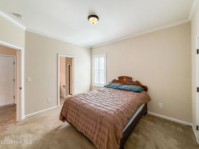 509 Walkens Woods Lane, Jacksonville, NC 28546