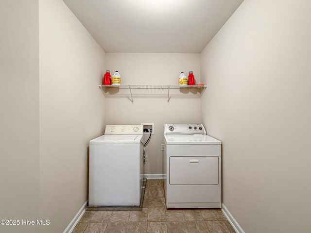 509 Walkens Woods Lane, Jacksonville, NC 28546
