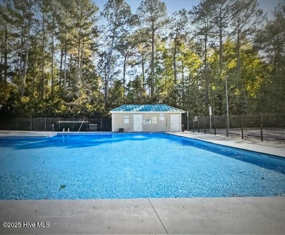 509 Walkens Woods Lane, Jacksonville, NC 28546