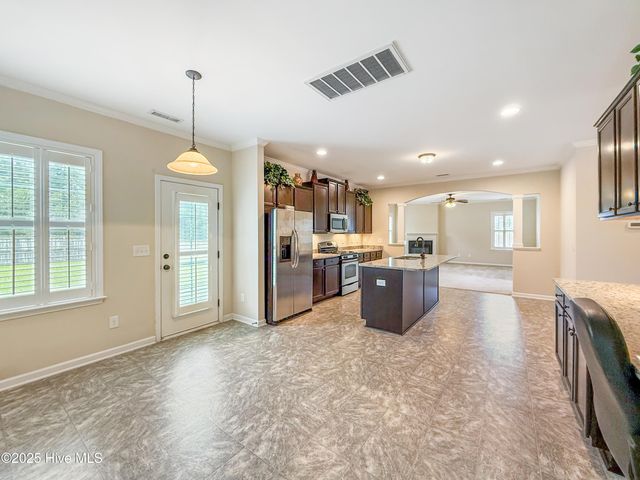 509 Walkens Woods Lane, Jacksonville, NC 28546