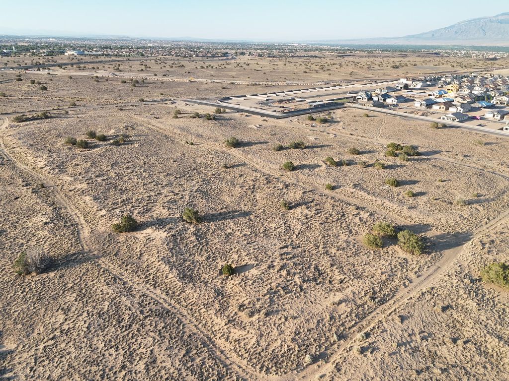 Junipero Road NW, Albuquerque, NM 87120