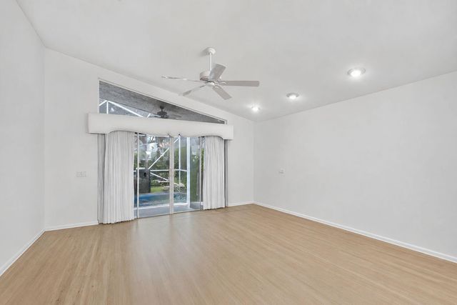 11163 Mandalay Way, Boynton Beach, FL 33437
