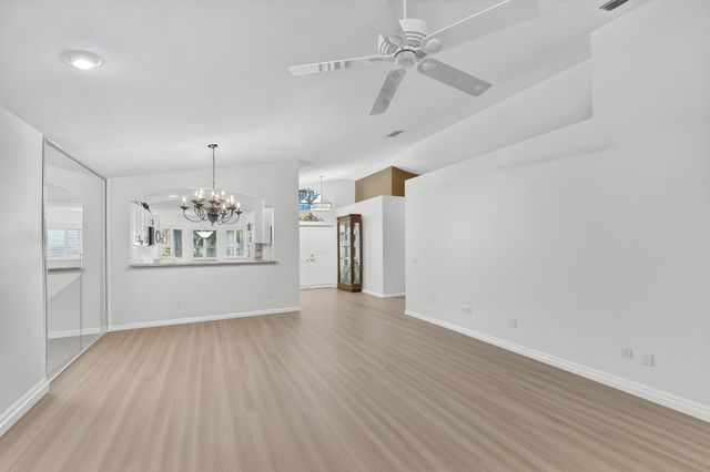 11163 Mandalay Way, Boynton Beach, FL 33437