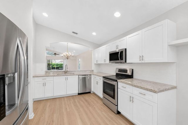 11163 Mandalay Way, Boynton Beach, FL 33437