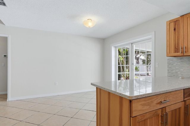 4089 KING RICHARD DRIVE, Sarasota, FL 34232