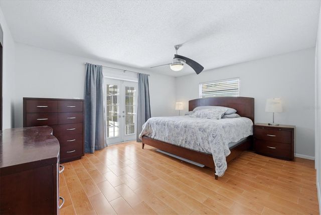 4089 KING RICHARD DRIVE, Sarasota, FL 34232