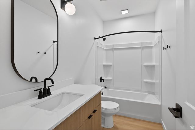 2906 E DESERT SOL CT, Moab, UT 84532