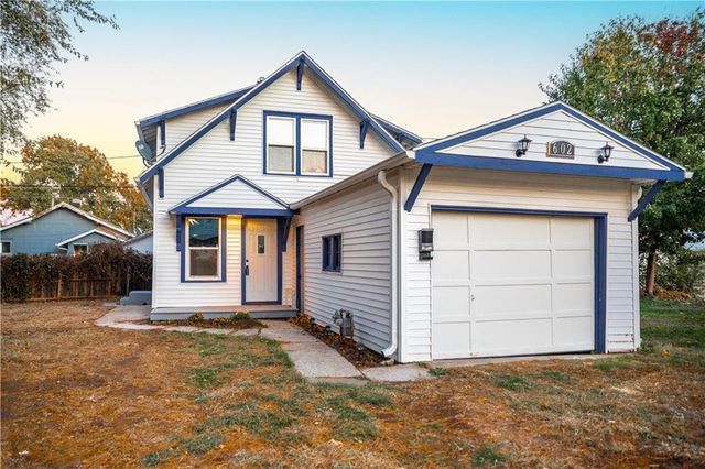 602 N Franklin Avenue, Marshall, MO 65340