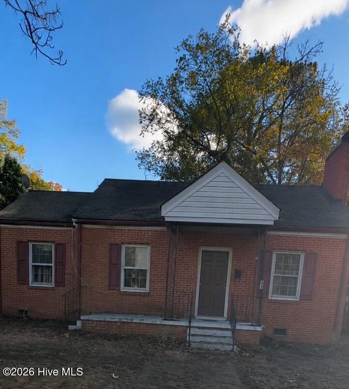 1215 W Thomas Street, Rocky Mount, NC 27804