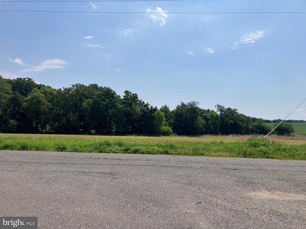 8061 KETTLE RUN CT, Catlett, VA 20119