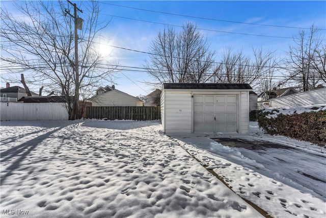 20570 Morris Avenue, Euclid, OH 44123