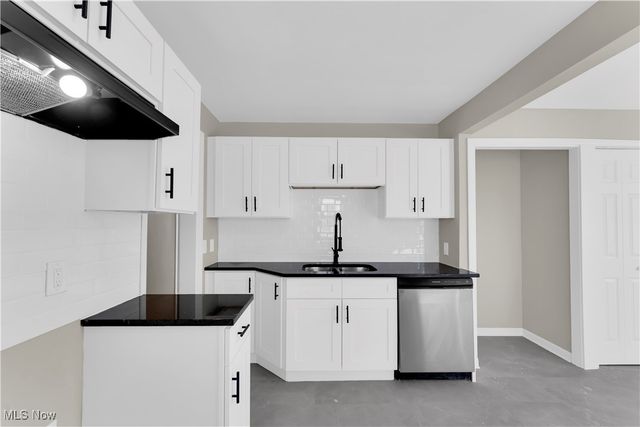 20570 Morris Avenue, Euclid, OH 44123