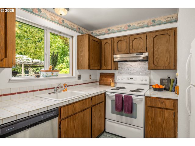 2920 Se 138TH Ave, Portland, OR 97236