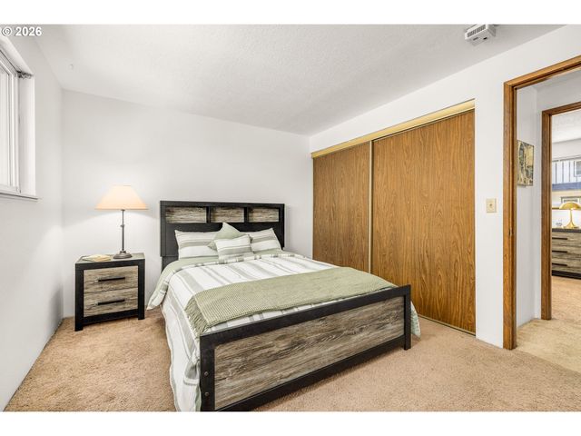 2920 Se 138TH Ave, Portland, OR 97236