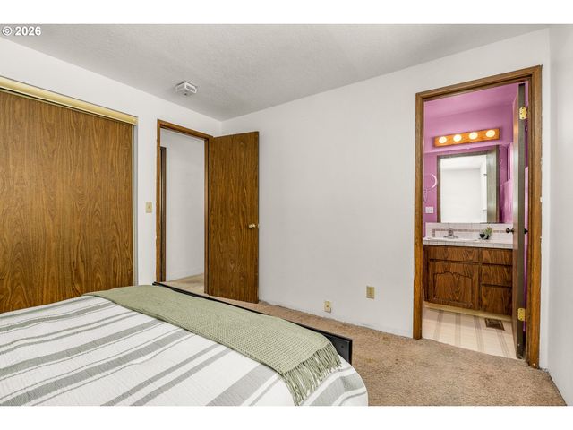 2920 Se 138TH Ave, Portland, OR 97236