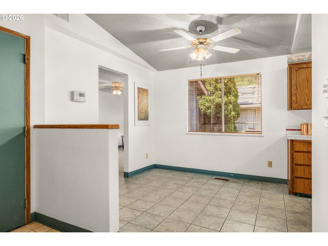 2920 Se 138TH Ave, Portland, OR 97236