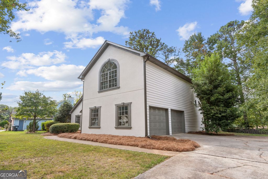 5500 Arrowind Road NW, Lilburn, GA 30047 — photo 2
