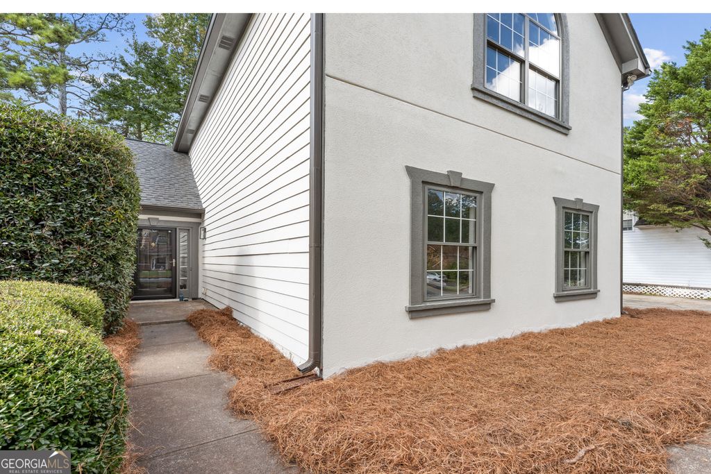 5500 Arrowind Road NW, Lilburn, GA 30047 — photo 3