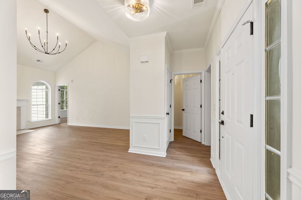 5500 Arrowind Road NW, Lilburn, GA 30047 — photo 4