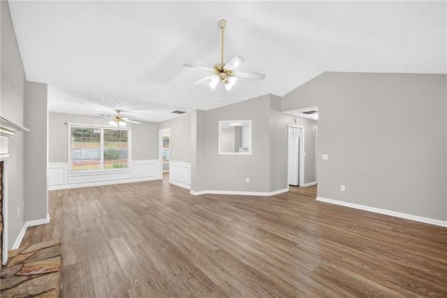 531 Carriage Drive, Bethlehem, GA 30620