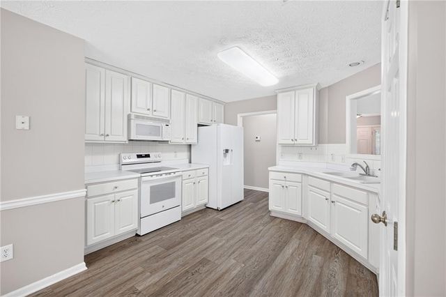 531 Carriage Drive, Bethlehem, GA 30620