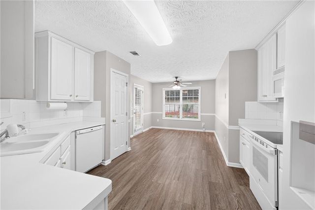 531 Carriage Drive, Bethlehem, GA 30620