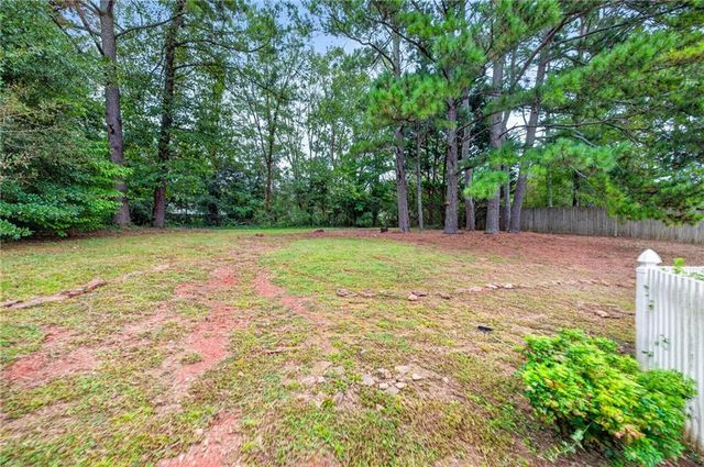 531 Carriage Drive, Bethlehem, GA 30620