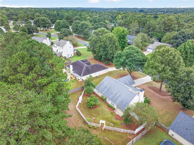 531 Carriage Drive, Bethlehem, GA 30620
