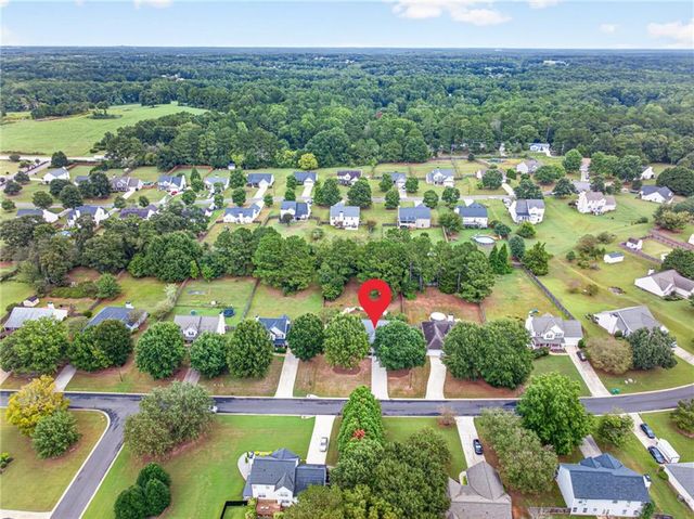 531 Carriage Drive, Bethlehem, GA 30620