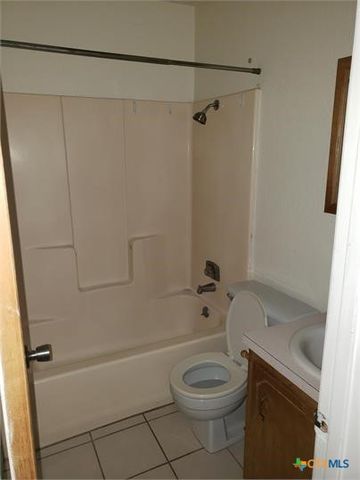 2204 Shoemaker Drive 1, Killeen, TX 76543