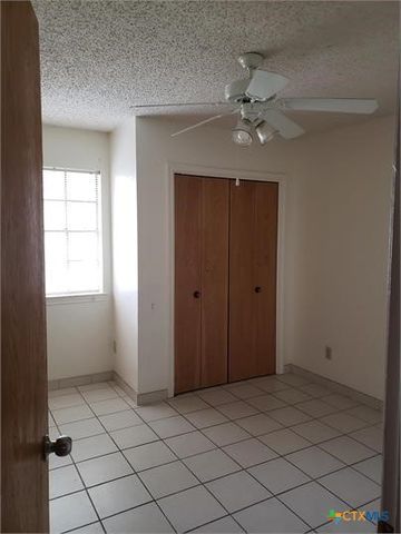 2204 Shoemaker Drive 1, Killeen, TX 76543