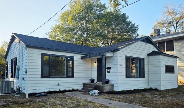 1000 S Church, Paris, TX 75460