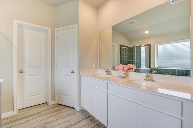 5011 Yellow Rays Trail, Katy, TX 77493