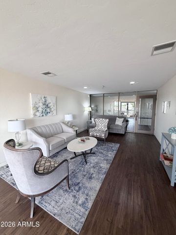 425 S PARKCREST Drive 334, Mesa, AZ 85206