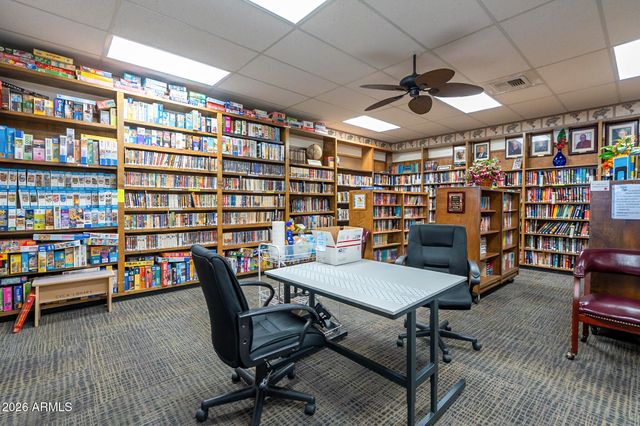 425 S PARKCREST Drive 334, Mesa, AZ 85206