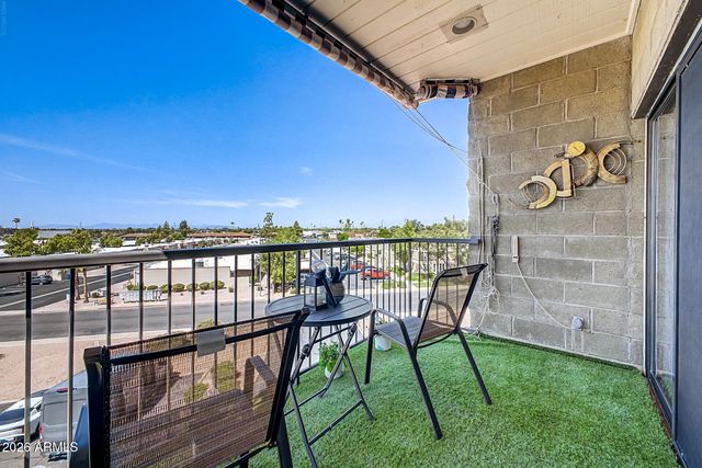 425 S PARKCREST Drive 334, Mesa, AZ 85206