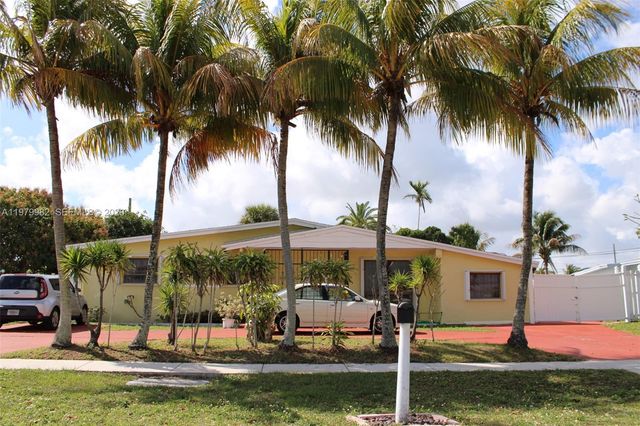 3740 SW 32nd St, West Park, FL 33023