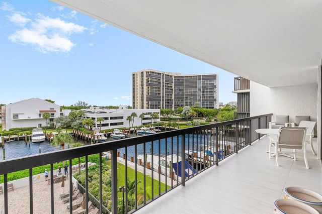 4748 S OCEAN Boulevard 406, Highland Beach, FL 33487