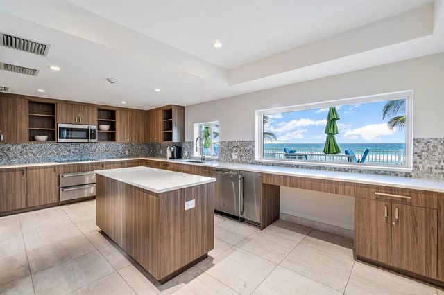 4748 S OCEAN Boulevard 406, Highland Beach, FL 33487