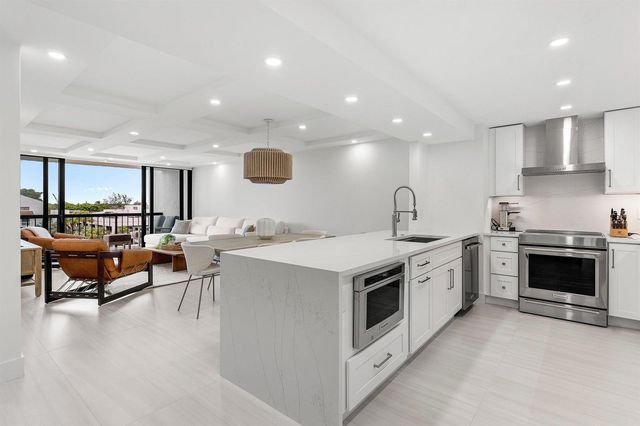 4748 S OCEAN Boulevard 406, Highland Beach, FL 33487