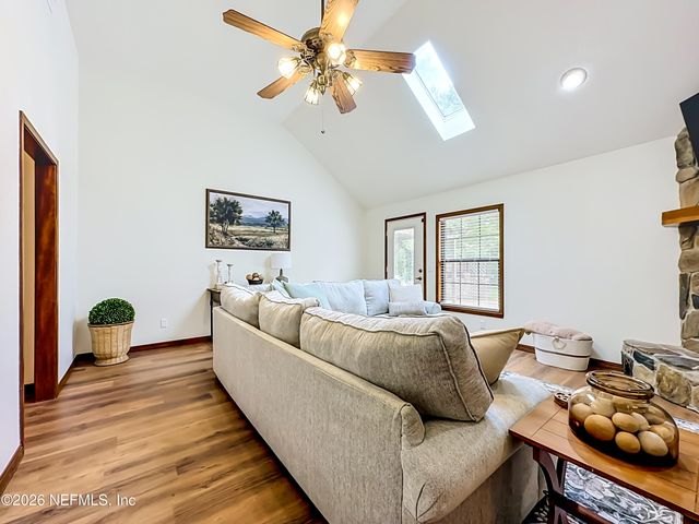 7433 PIERCE Road, Glen St. Mary, FL 32040