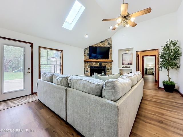 7433 PIERCE Road, Glen St. Mary, FL 32040