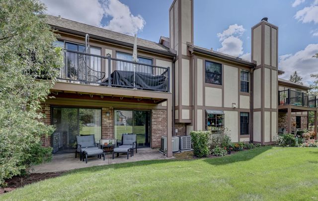 639 Elizabeth Drive B, Wood Dale, IL 60191
