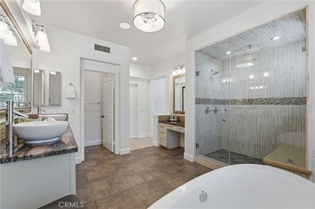 7 Lyon, Newport Coast, CA 92657