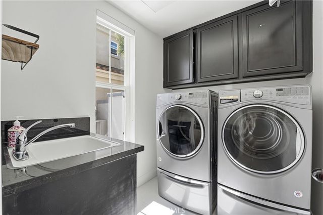 7 Lyon, Newport Coast, CA 92657