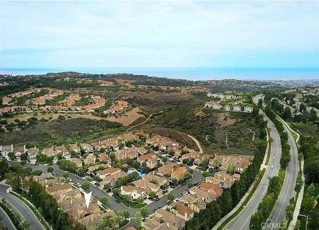 7 Lyon, Newport Coast, CA 92657