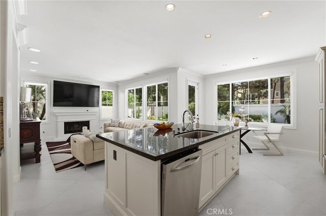7 Lyon, Newport Coast, CA 92657