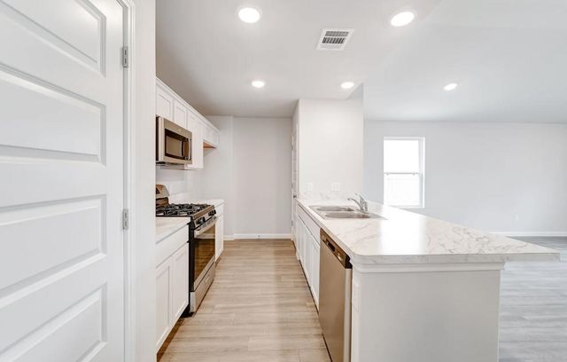 881 Road 590114 Road, Cleveland, TX 77327