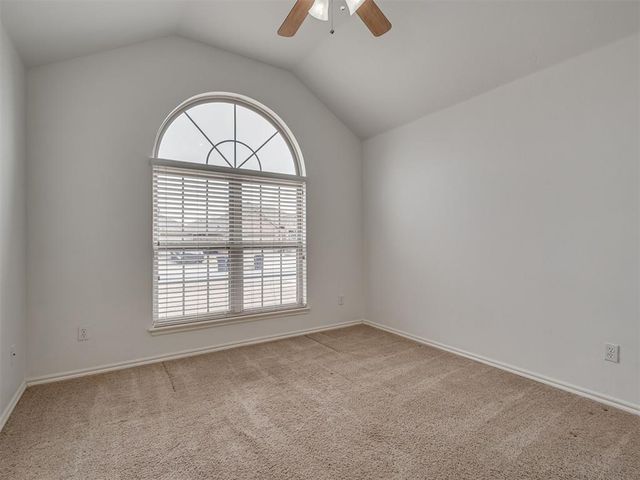 1425 Camber Street, Yukon, OK 73099